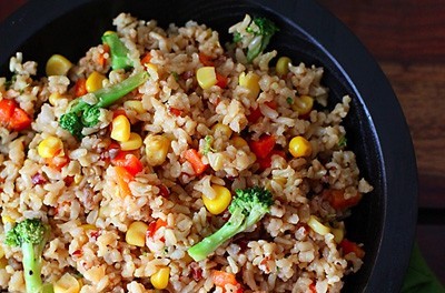 What are some easy recipes that call for brown rice?